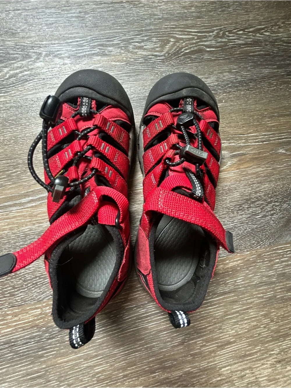 Keene Hiking Red Outdoor Sandal Sneakers Kids Size 3